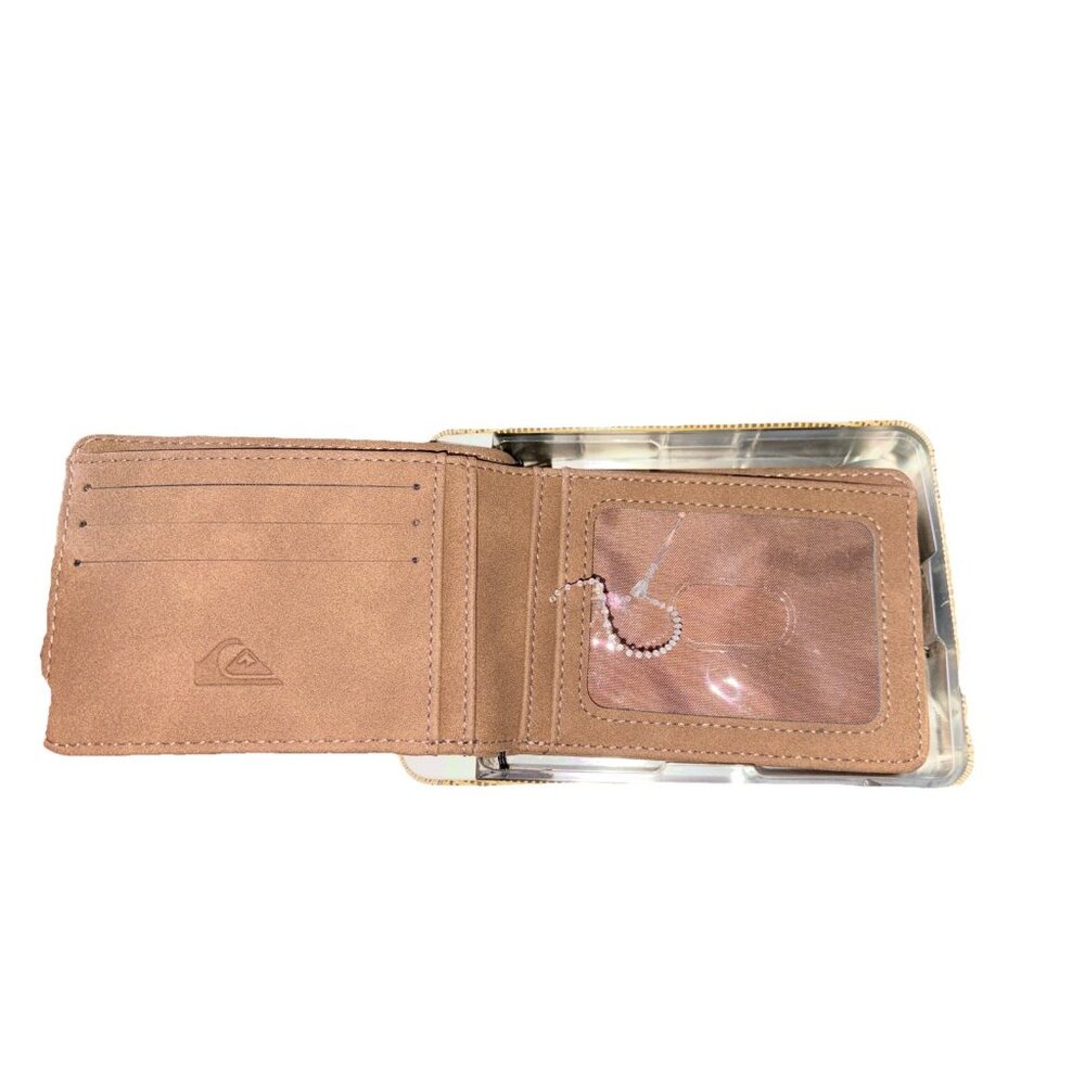 MEN'S QUIKSILVER BROWN/LIGHT BROWN BIFOLD FAUX SUEDE WALLET NEW IN TIN GIFTBOX - Picture 6 of 9